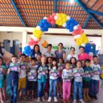 Alunos-da-rede-municipal-de-Amorinopolis-recebem-do-Governo-de-Goias-kits-com-materiais-escolares-e-didaticos