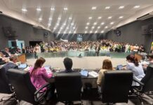 Câmara faz história e aprova projeto que garante descanso aos domingos e feriados aos trabalhadores de supermercados